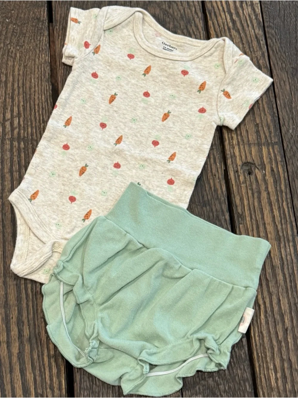 Baby Girls Clothing Bundle Lot - 3-6 Months Tutu Skirt, Shorts, Sleeper, Shirt - Picture 3 of 9